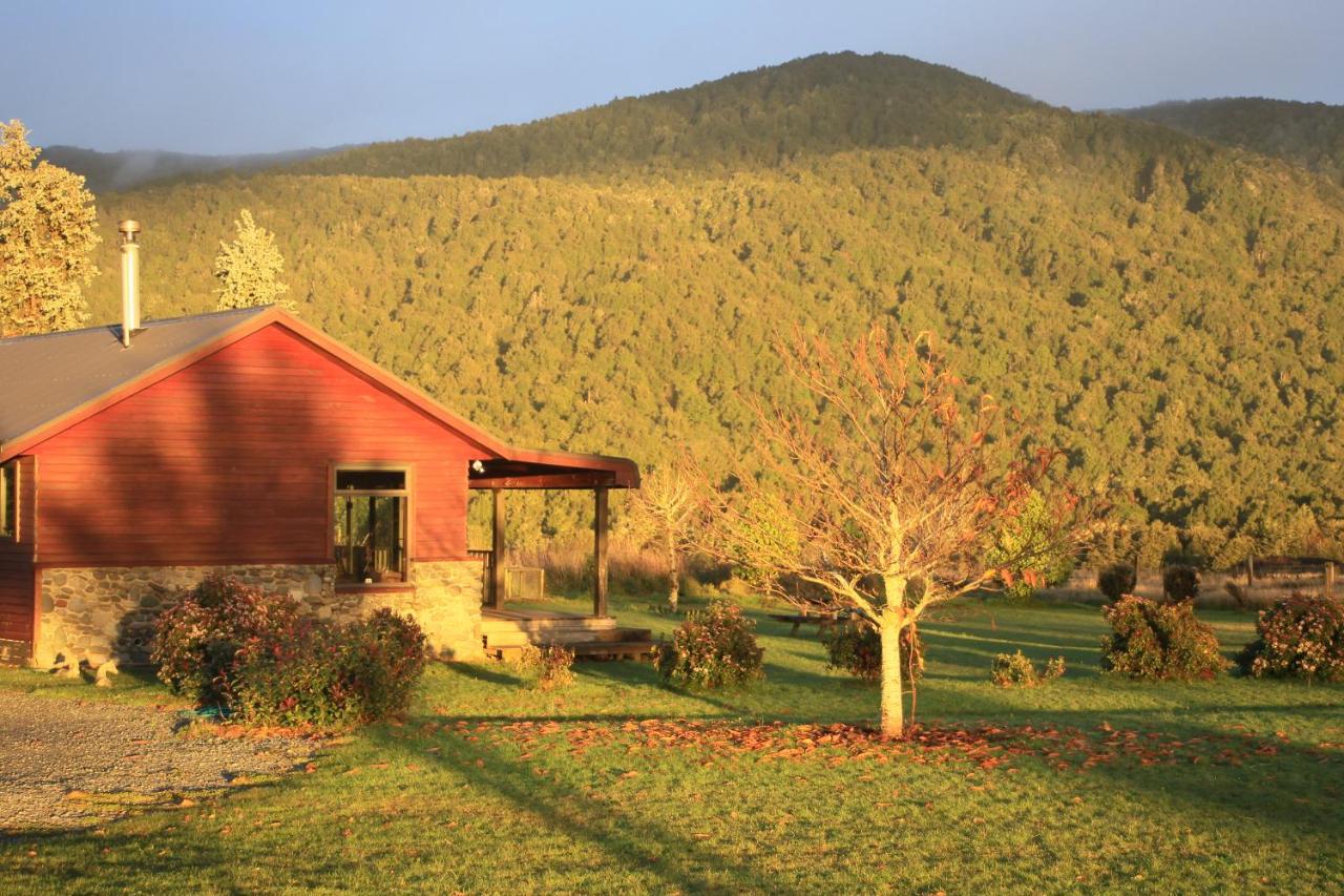 אגם טה אנאו Kepler Oaks Chalet מראה חיצוני תמונה